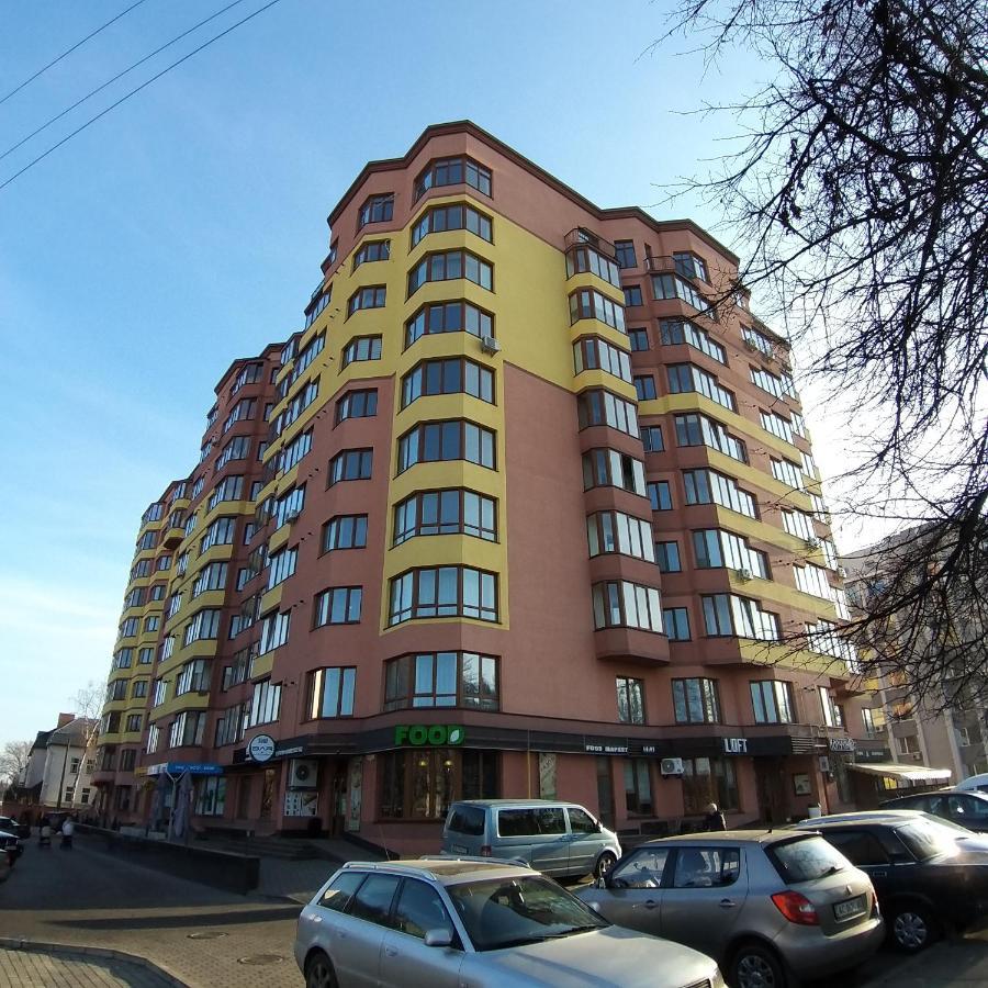 Апартаменти Новобудова центр Луцьк Екстер'єр фото